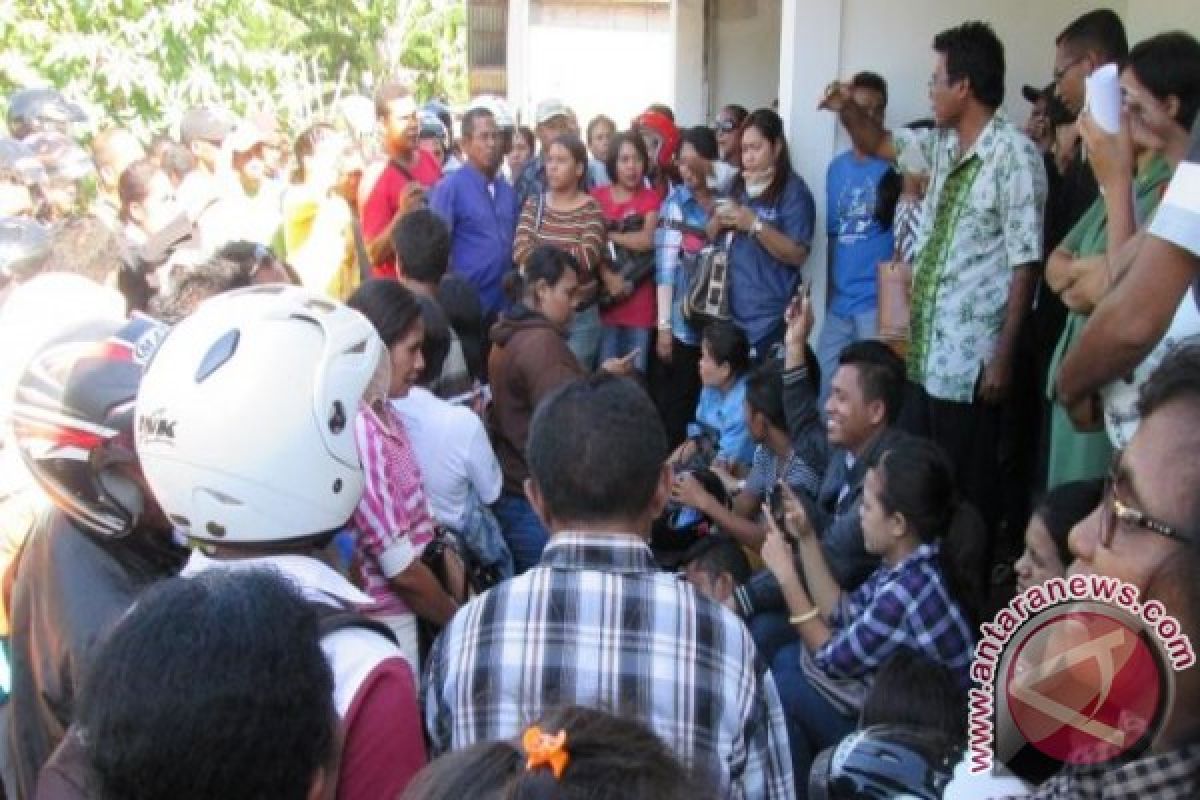 PPL Kota Kupang Tuntut Haknya