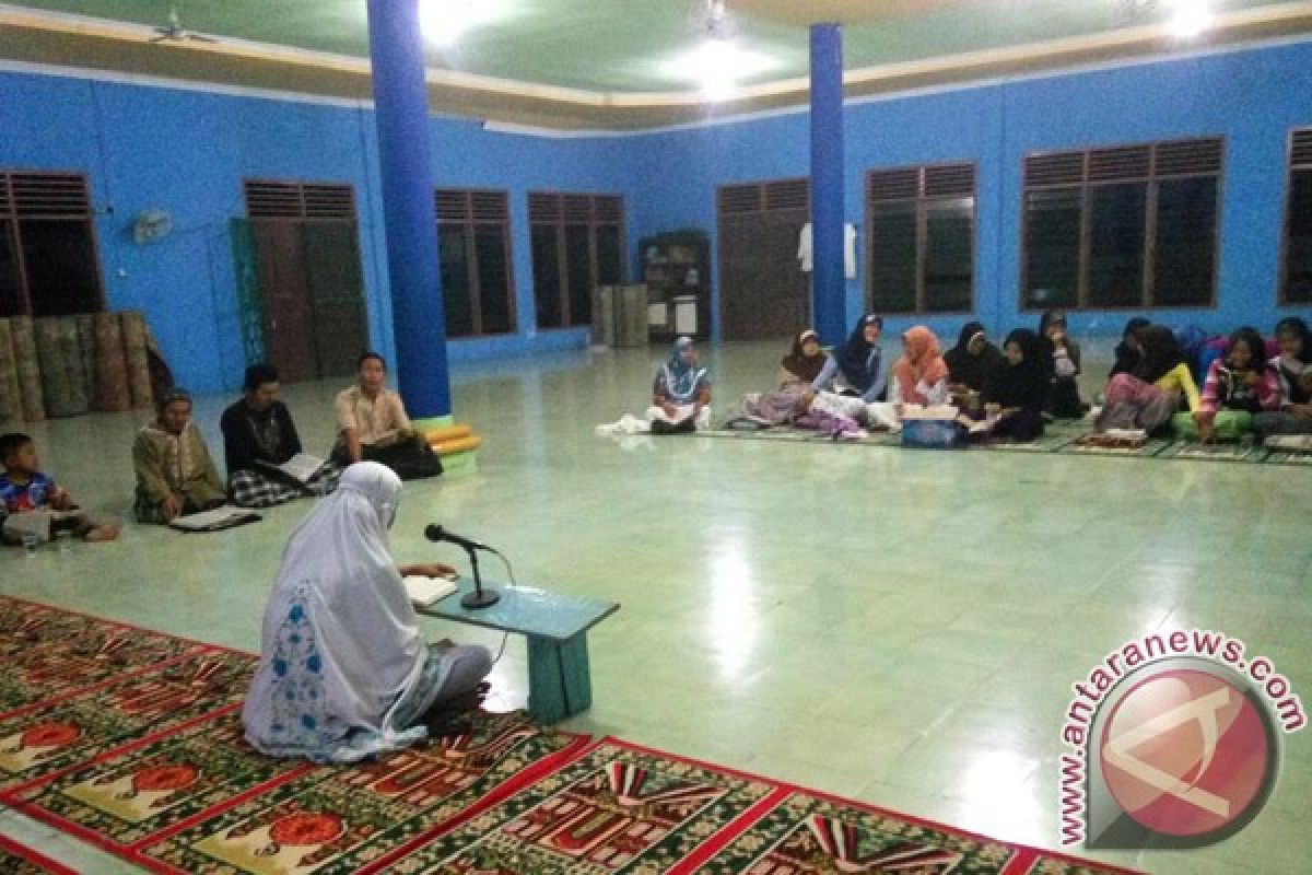 Mahasiswa KKN kembangkan potensi tilawah Quran 