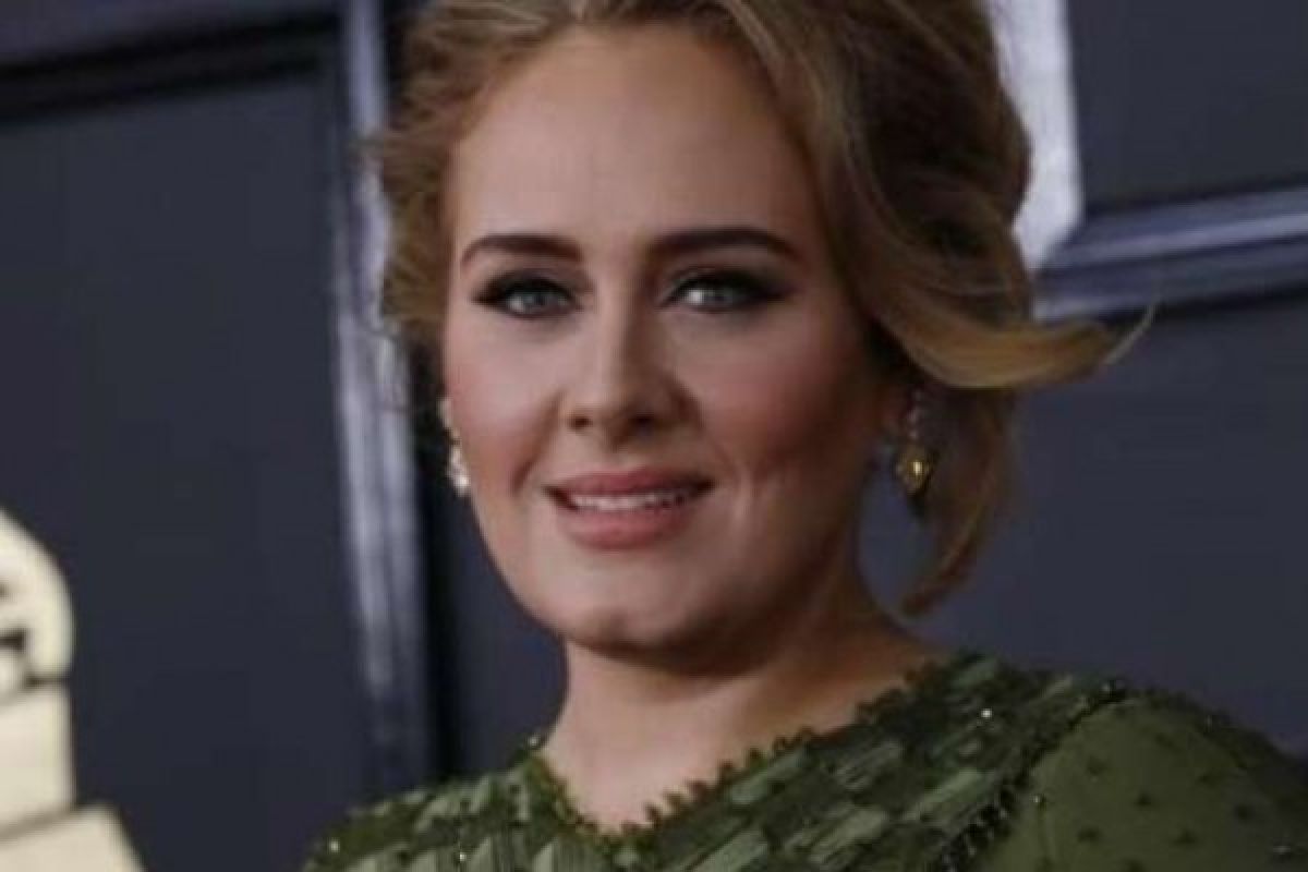 Adele Sabet Gelar  "Song Of The Year" Grammy 