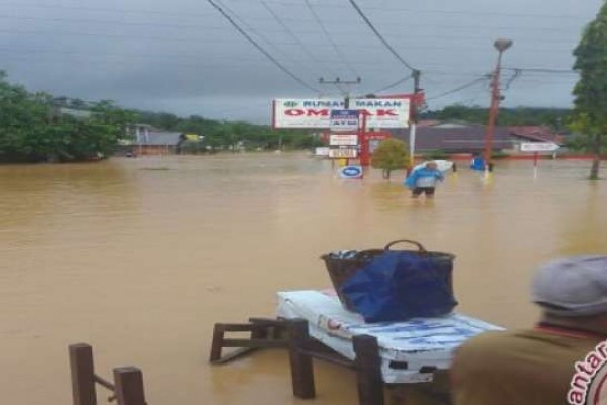  HKTI Kumpulkan Donasi Untuk Korban Banjir Riau-Sumbar 