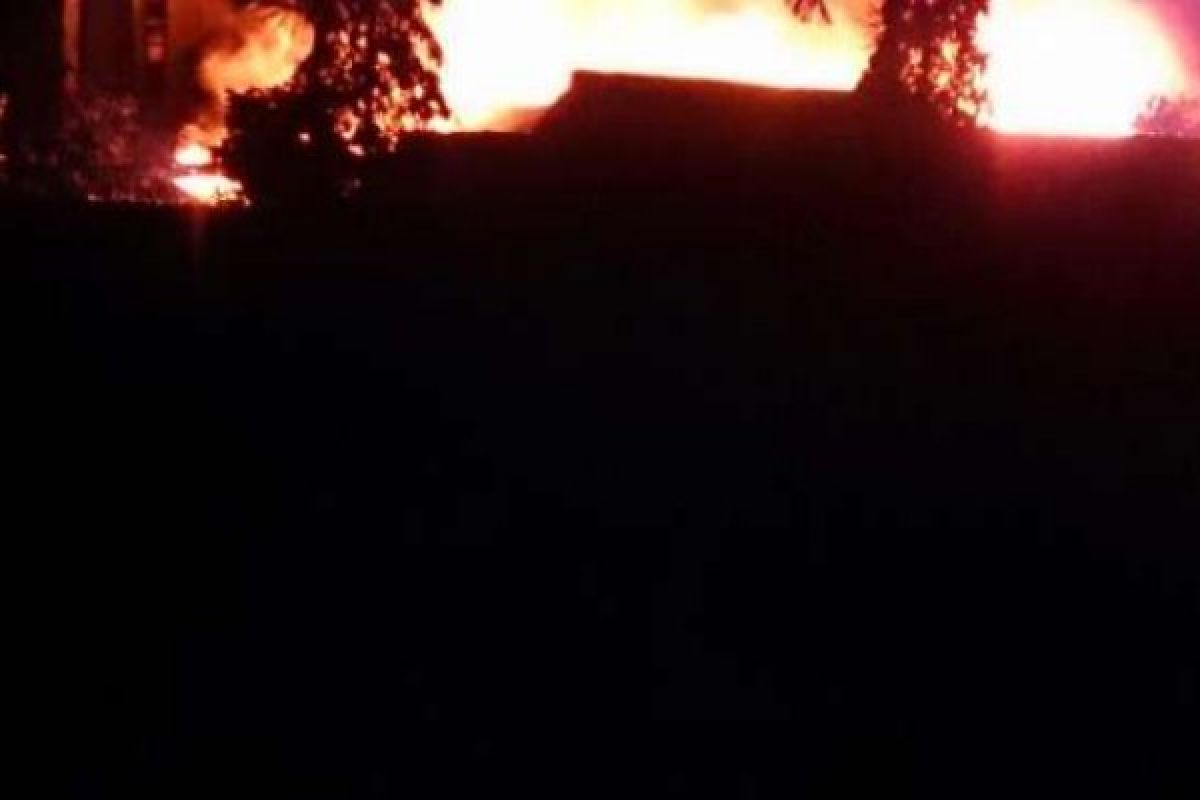 2 Rumah di Inhil Terbakar Saat Listrik Padam