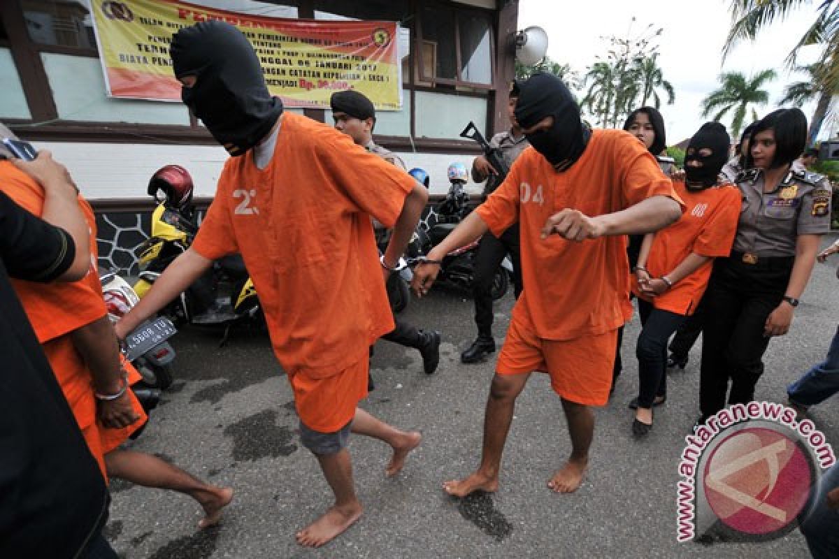 Polres di Sumbar akan tembak pengedar narkoba