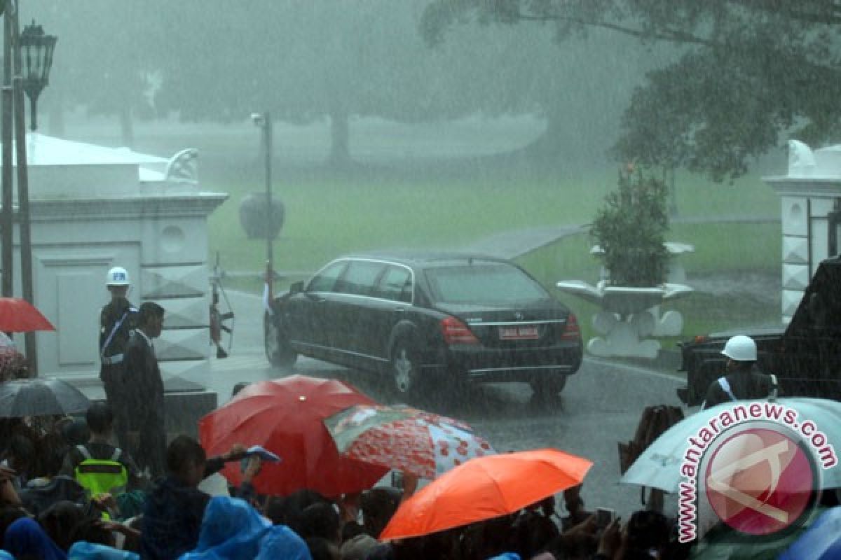 Bogor residents enthusiastically welcome King Salman