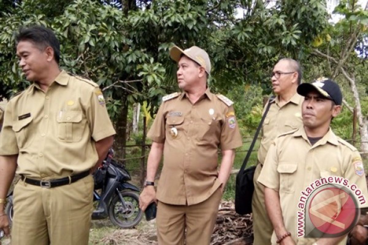 Bupati Kotabaru Kunjungi Masyarakat Pulaulaut Timur