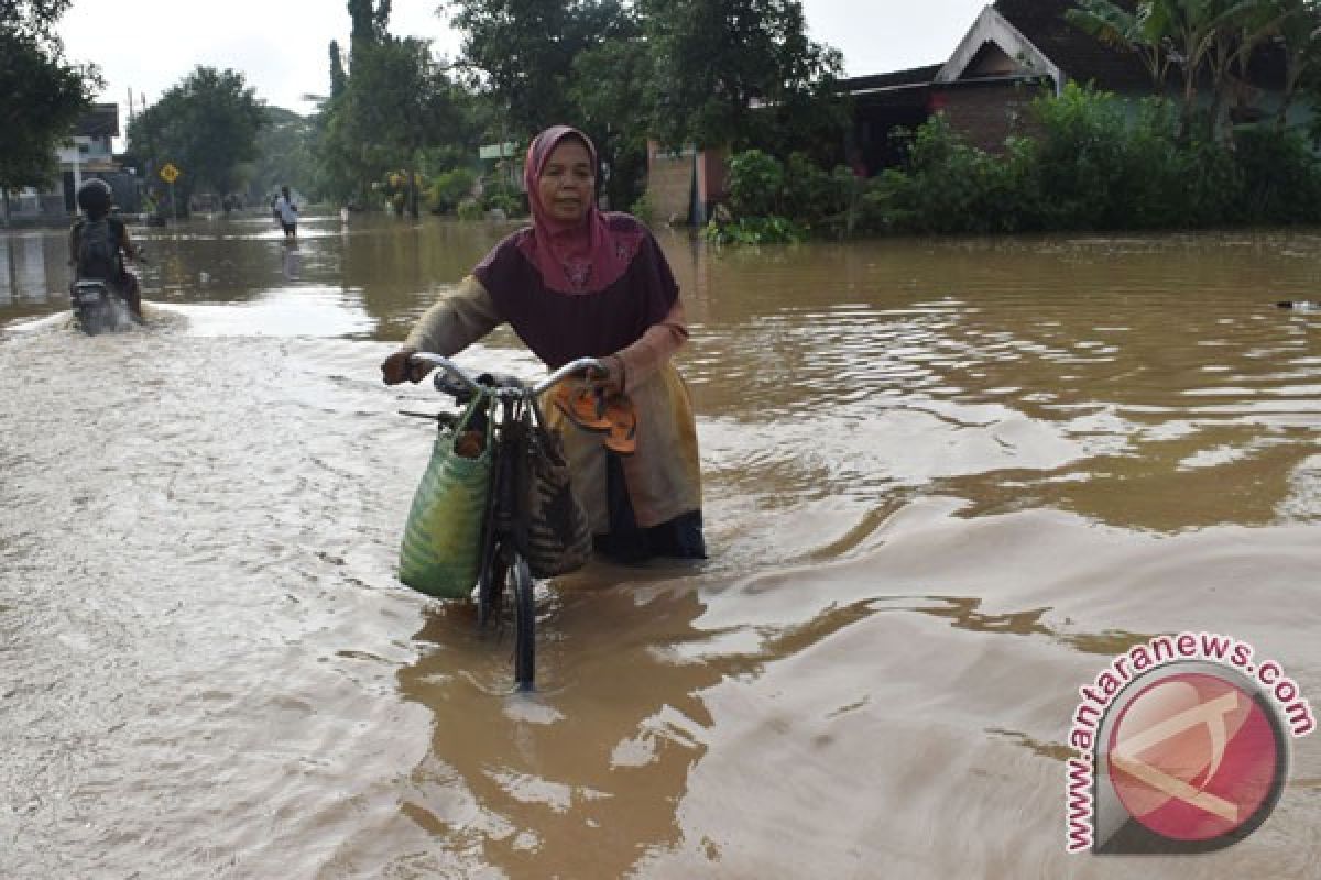 Tim masih terkendala akses menuju lokasi banjir