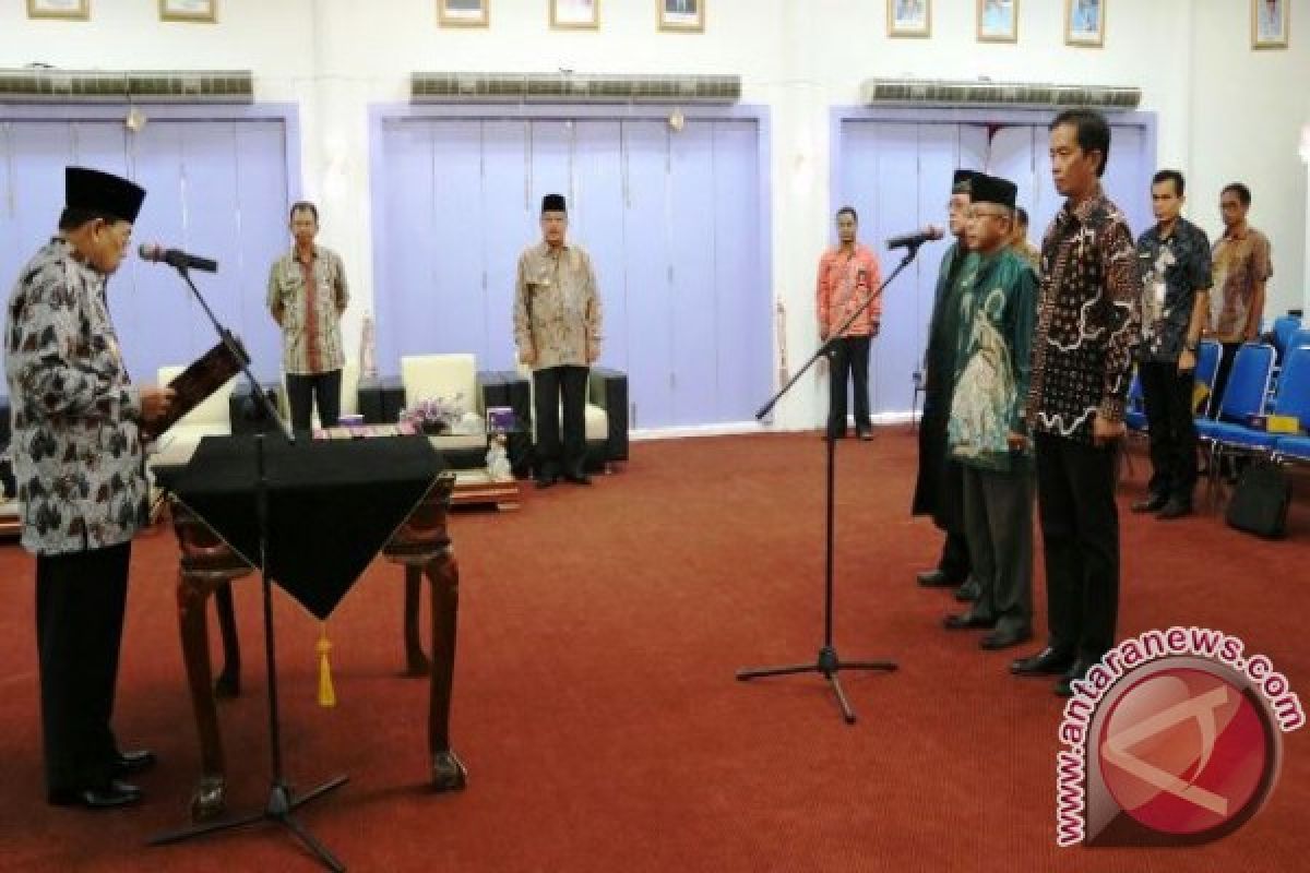 Mardikansyah Lantik Kepala DKISP Paser