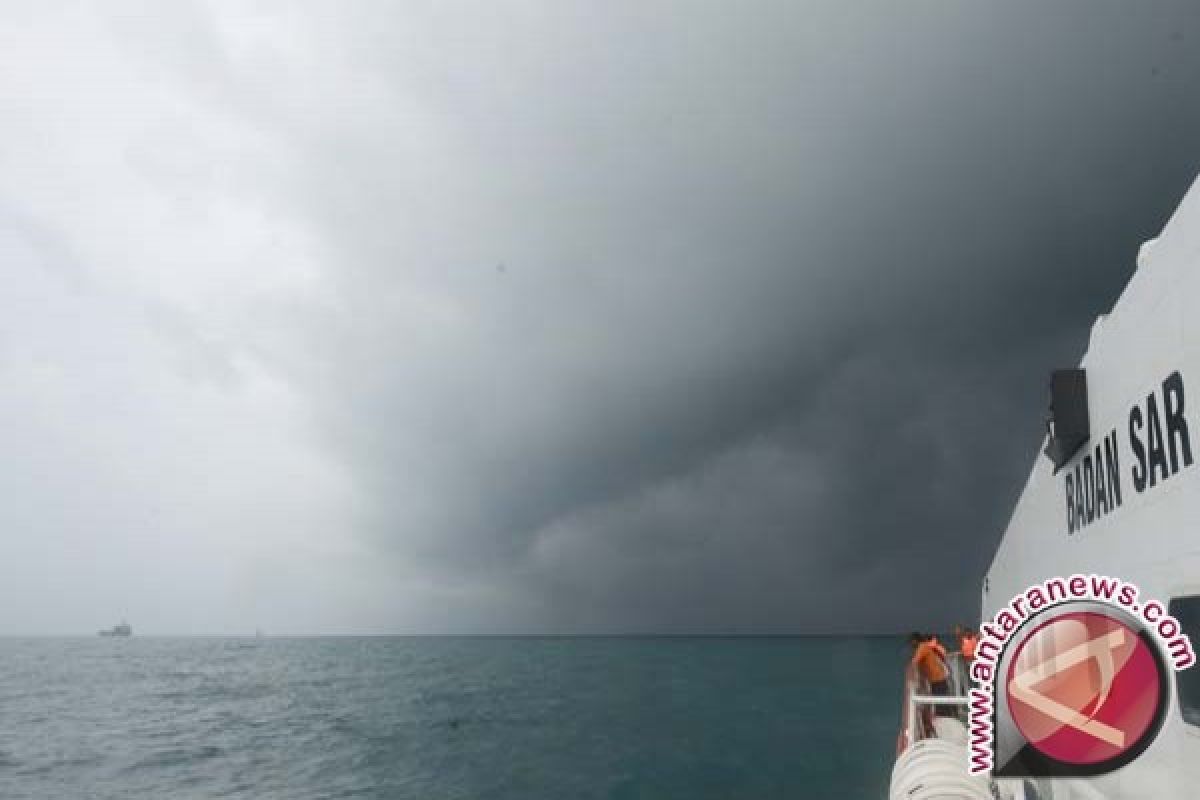Cuaca Buruk, Nahkoda Kapal Harus Waspada