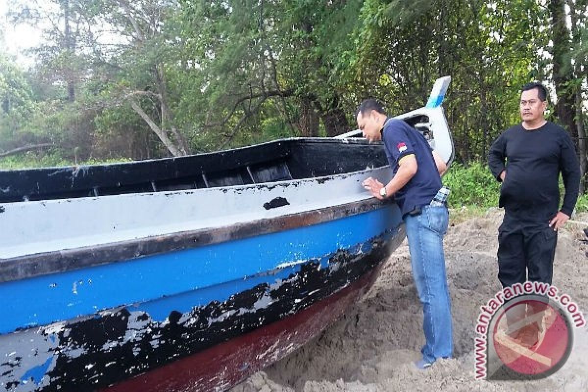 Kapal Barang ABK WNI karam di barat Johor