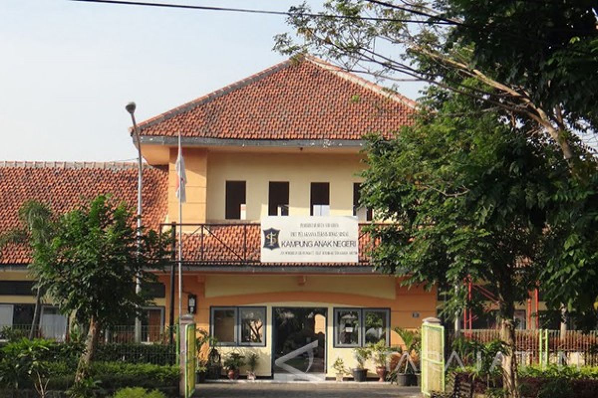 Kampung Anak Negeri Surabaya Tampung Anak Putus Sekolah