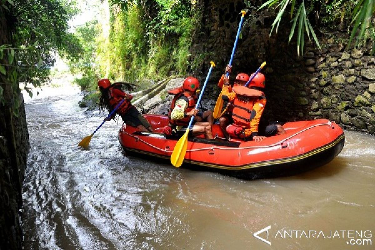 Seorang hanyut di Sungai Progo saat tubing