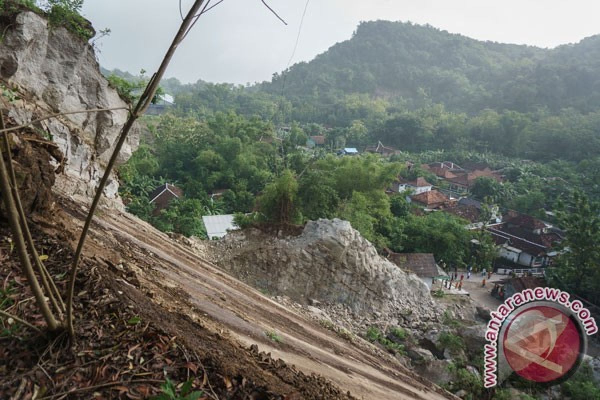 16 kecamatan di Yogyakarta hadapi risiko tinggi longsor