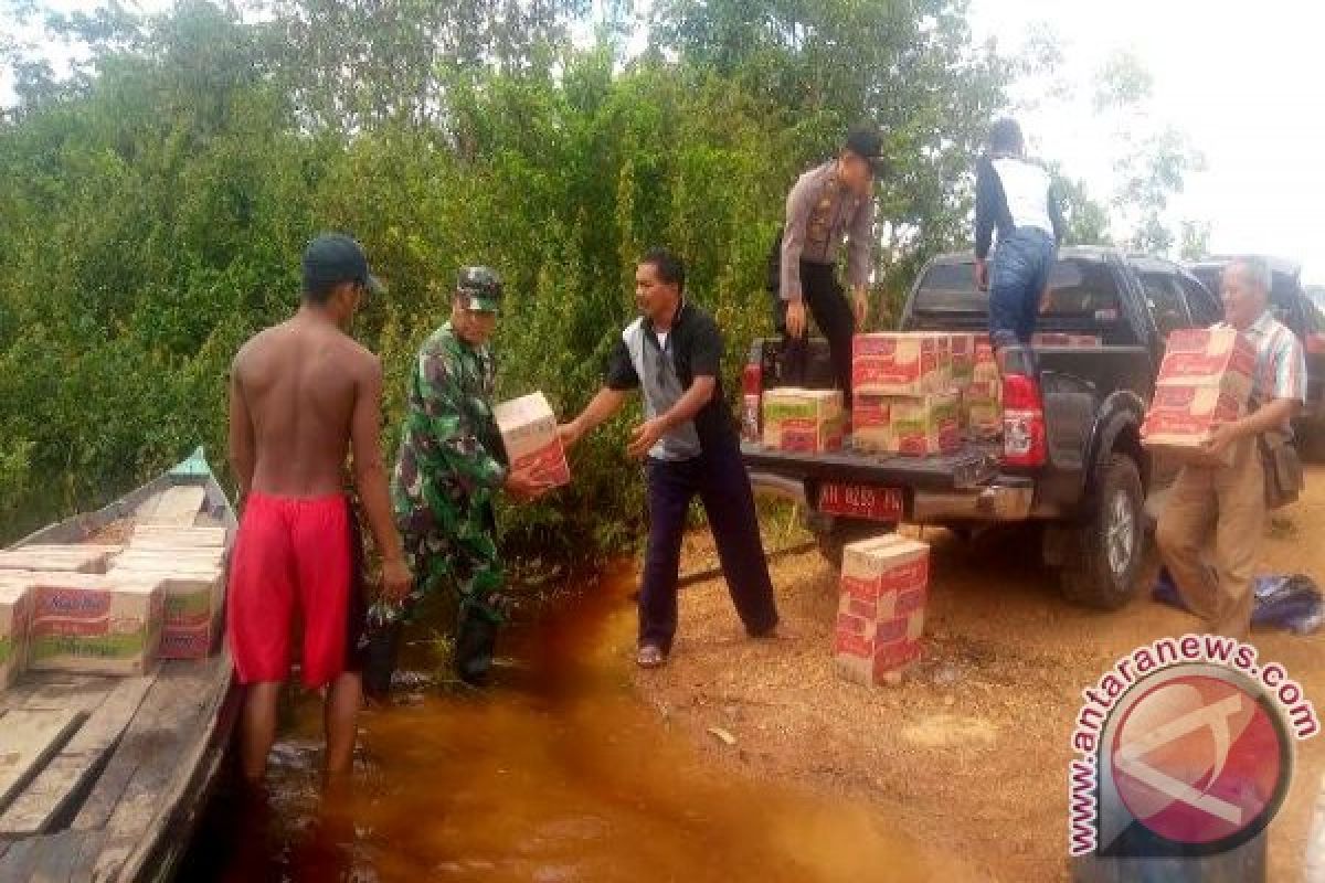 Pemkab Seruyan Salurkan Bantuan Korban Banjir 