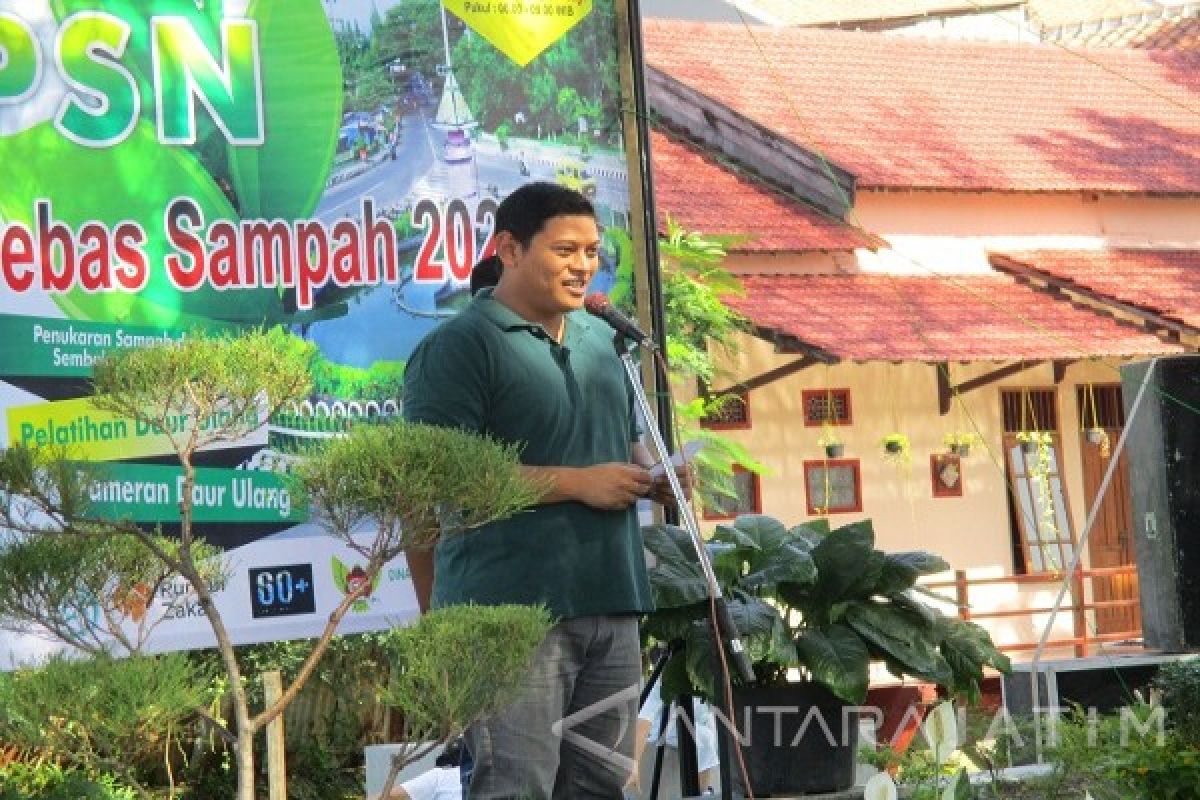 Wali Kota Kediri Ingatkan Pedagang Tak Pakai 