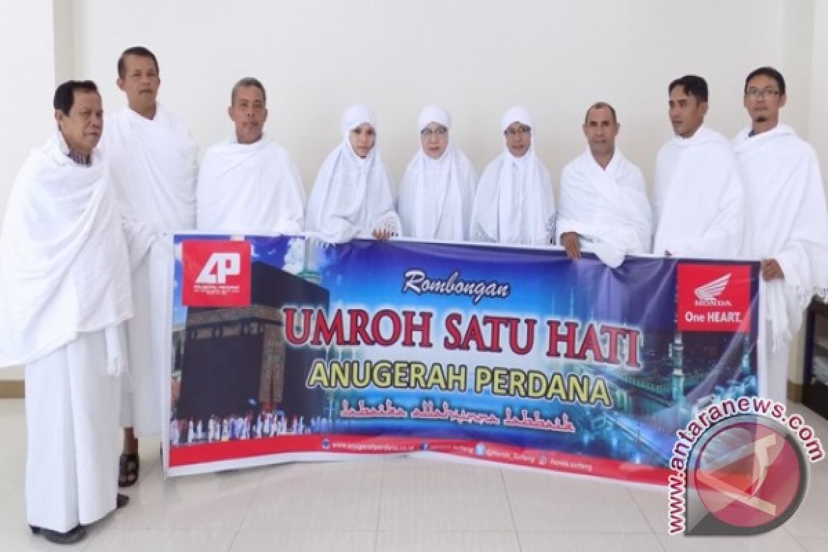 Konsumen Honda Umrah Gratis Bersama CV. Anugerah Perdana