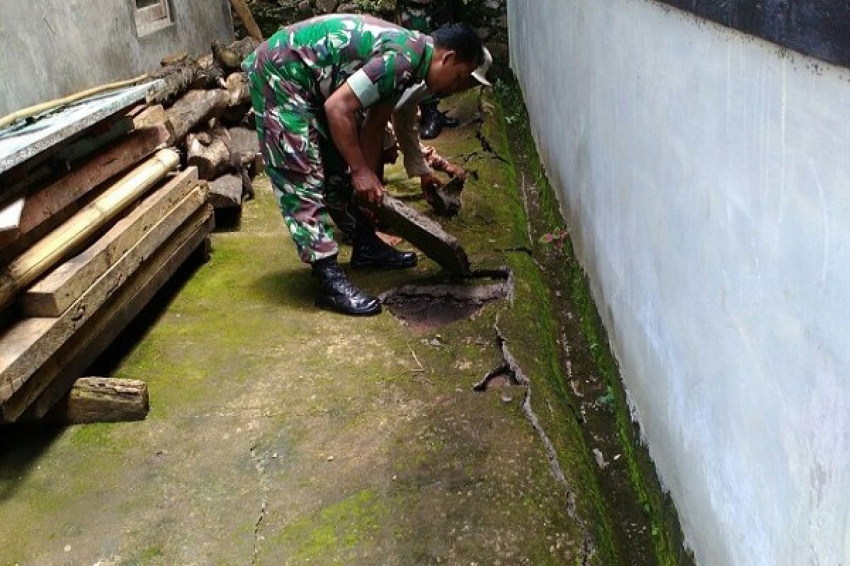 10 Rumah di Temanggung Rusak akibat Tanah Bergerak