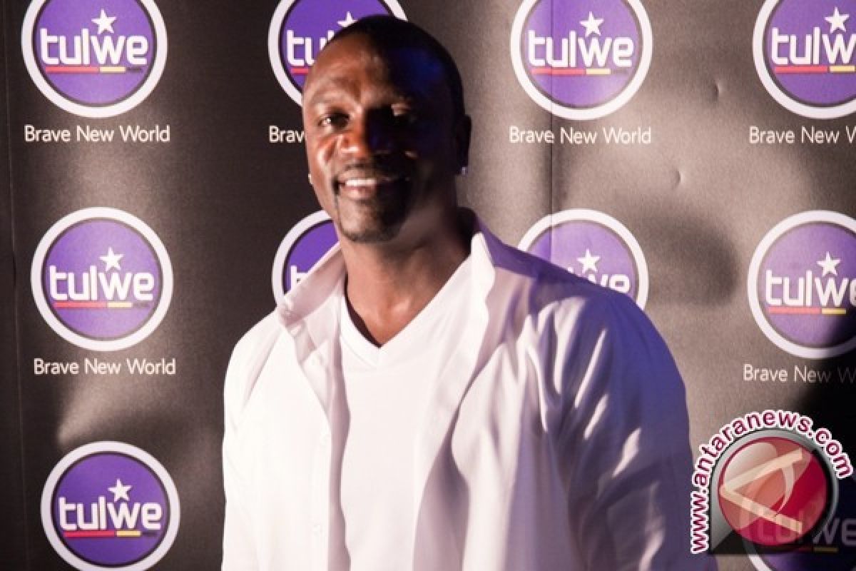 Rapper Akon Konser di Gedung Kemensos Rabu