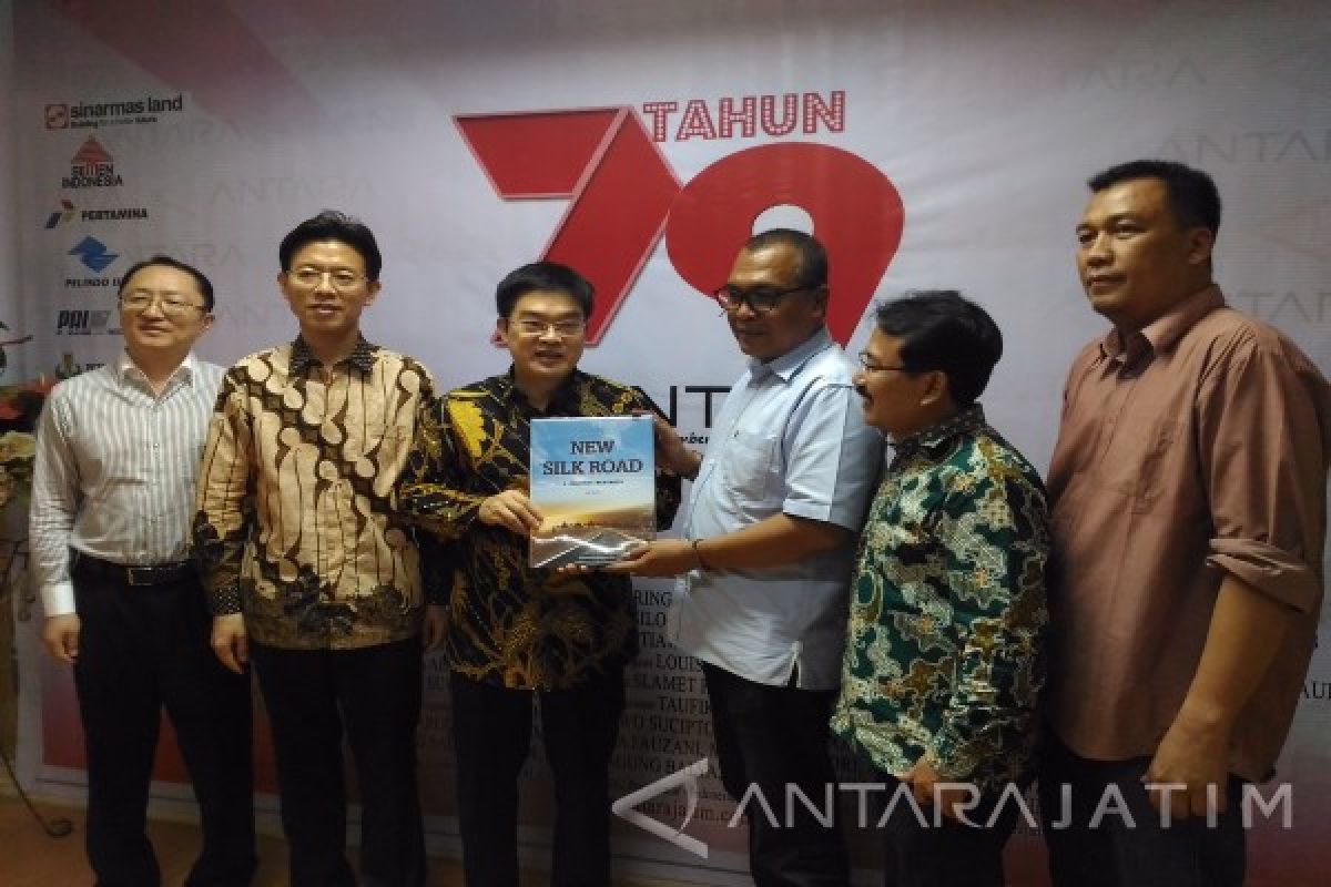 Konjen RRT Surabaya Tingkatkan Kerja Sama dengan Antara Jatim