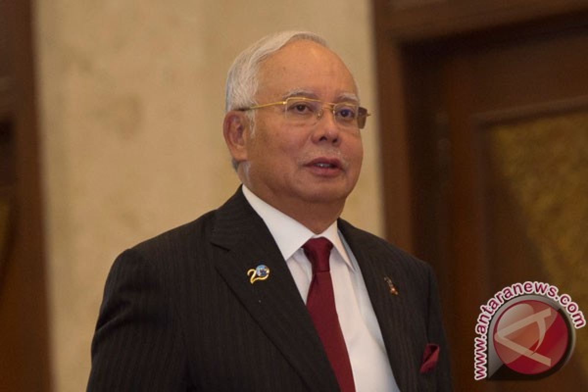 Najib Razak serahkan formulir pencalonan