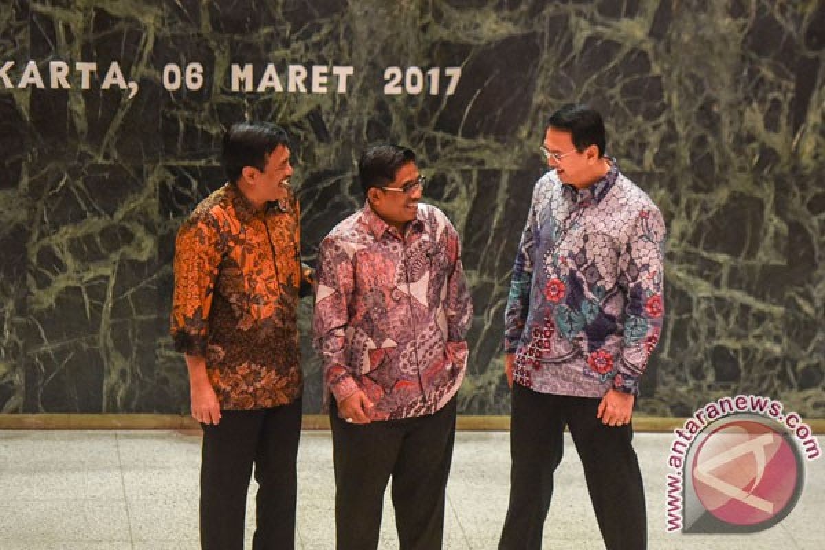 Djarot sesalkan isu SARA masih warnai pilkada