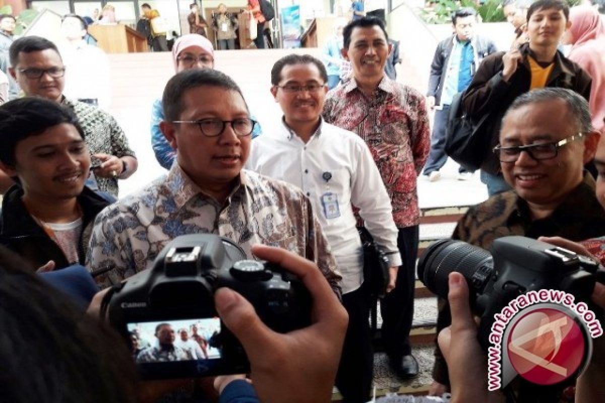 Menag Minta Civitas Akademika UIN Perangi Hoax