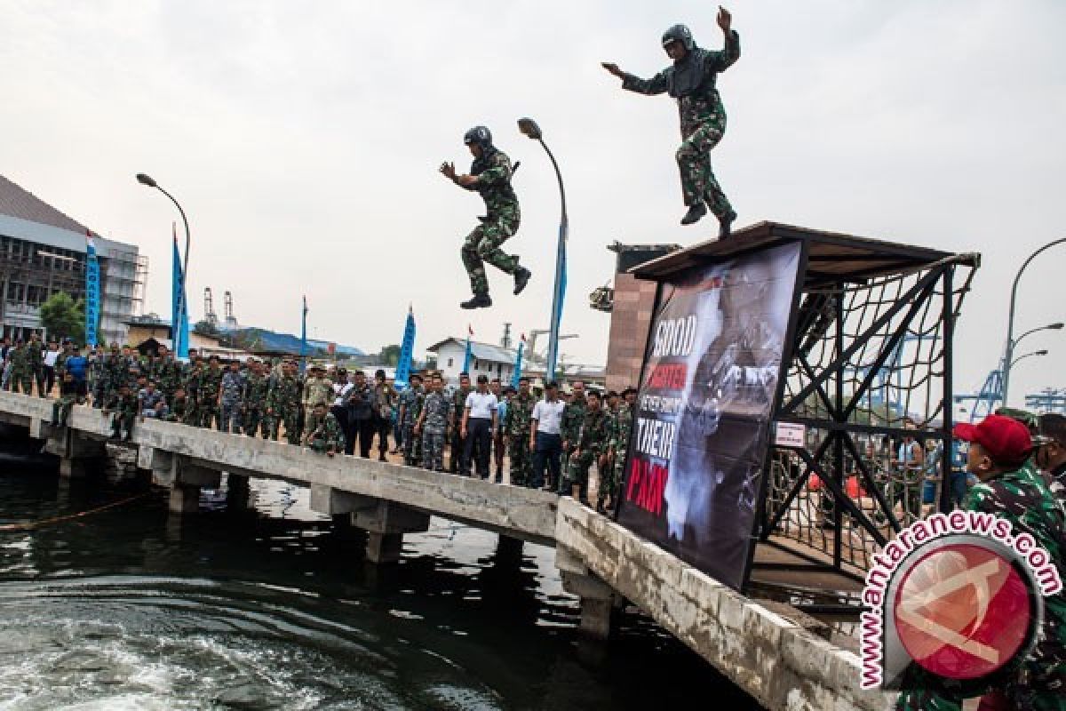 TNI AL gelar lomba halang-rintang untuk perwira menengah