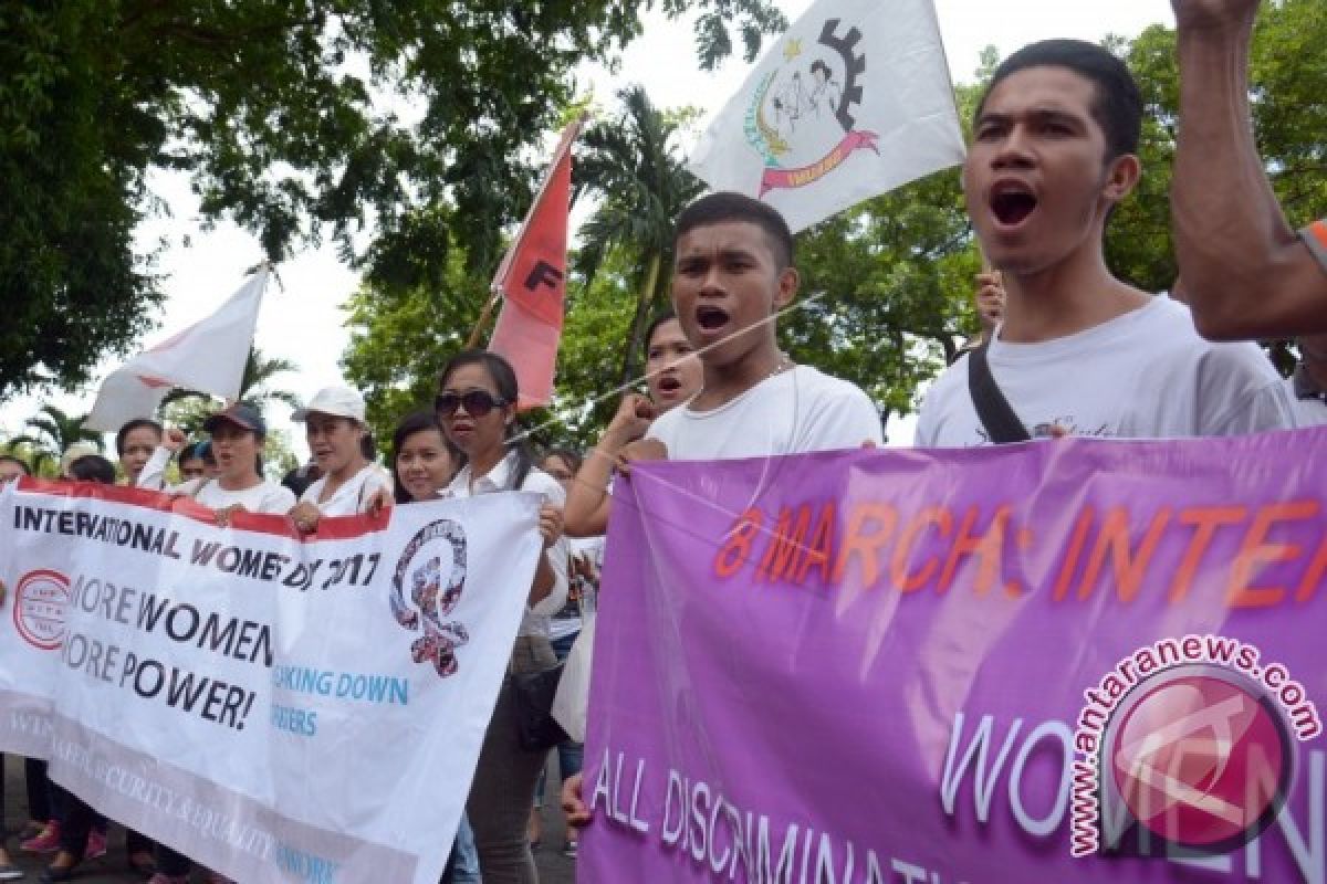 Wanita  Bali Peringati Hari Perempuan Sedunia