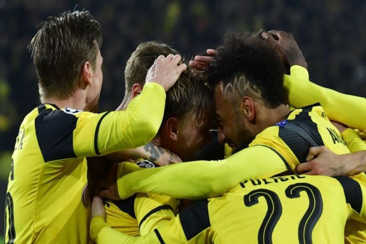 Liga Champions - Aubameyang hattrick, Dortmund melenggang ke perempatfinal