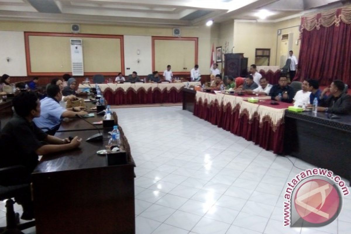 DPRD Paser Studi Komparasi ke DPRD Barito Timur