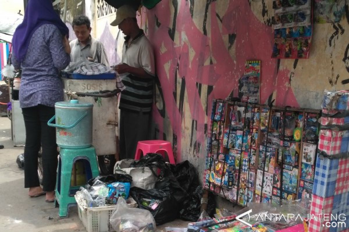 Pemkab Kudus Bakal Uji Laboratorium Permen Dot