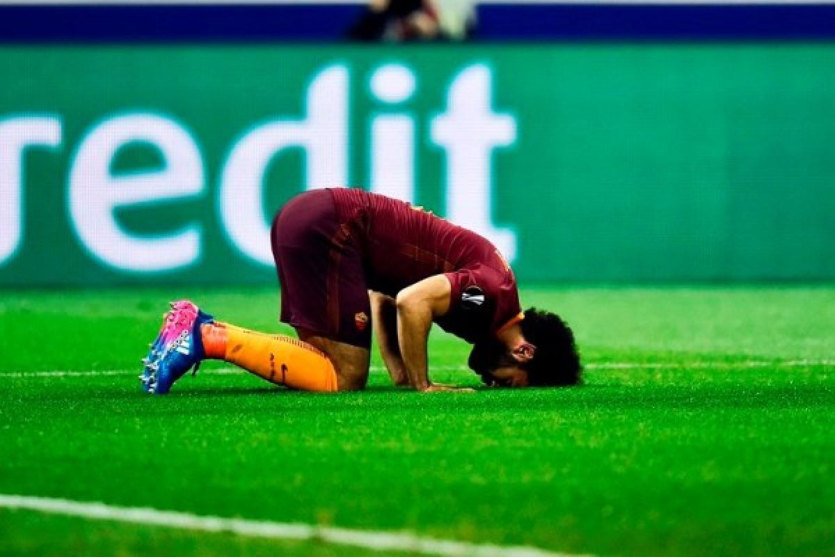 Liga Europa - Mohamed Salah antar Roma ungguli sementara Lyon 2-1