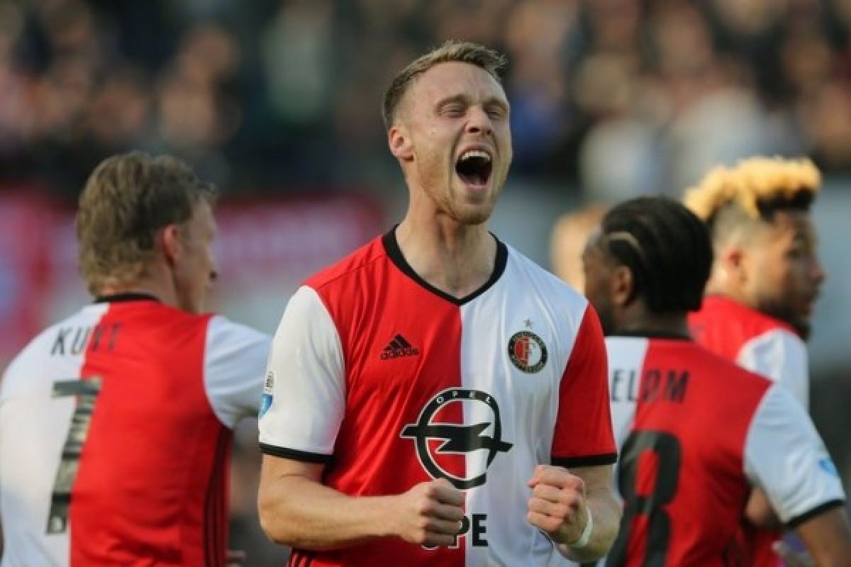 Bungkam AZ 5-2, Feyenoord kokohkan posisi puncak