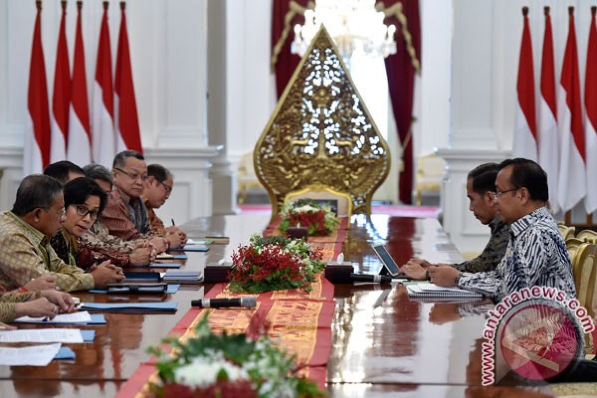 21 nama calon anggota DK OJK ke Presiden Jokowi