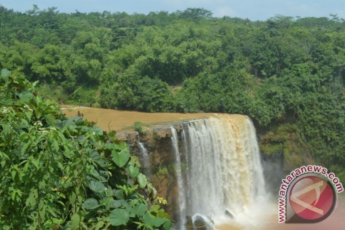 10 destinasi domestik yang sedang naik daun