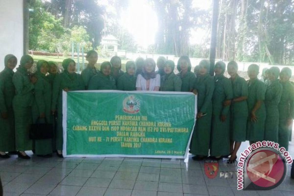 Persit Labuha Gelar Penyuluhan Narkoba dan IVA