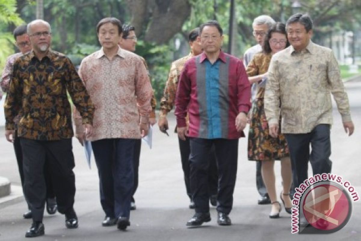 Presiden Jokowi receives Toyota Motor executives