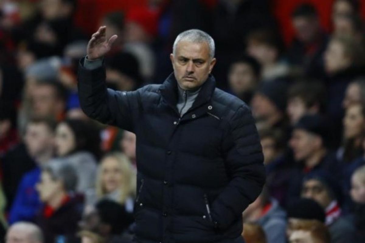 Mourinho tetap bangga walaupun MU terdepak dari Piala FA