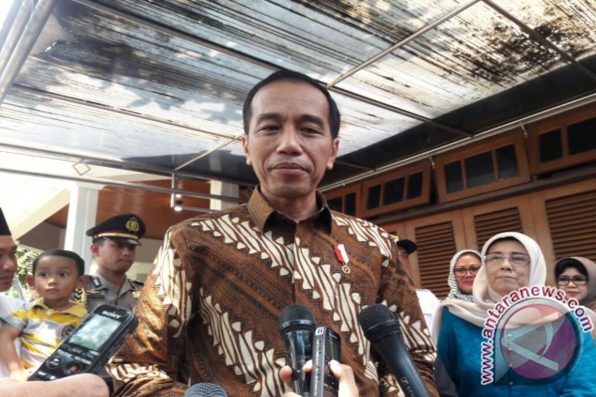 Presiden Jokowi doakan Hasyim Muzadi segera sembuh