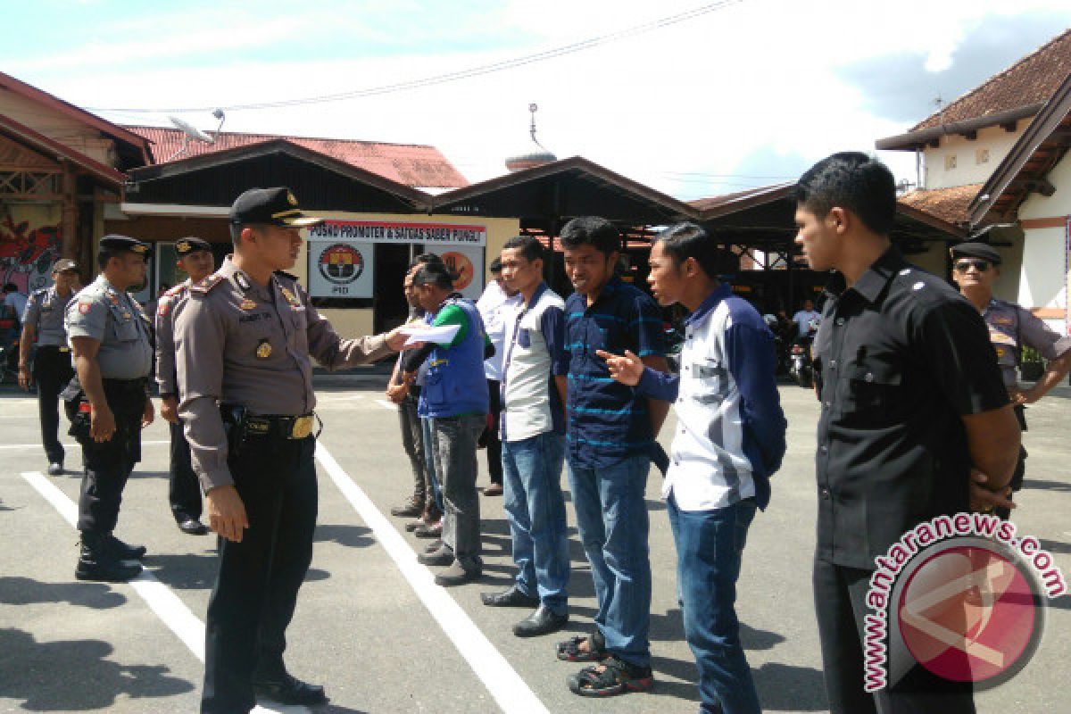 Polres Bukittinggi Lakukan Razia Antisipasi Premanisme