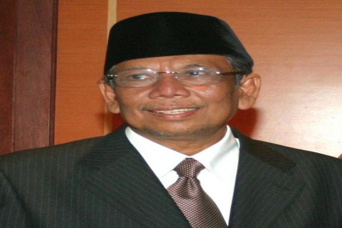 KH Hasyim Muzadi Passes Away