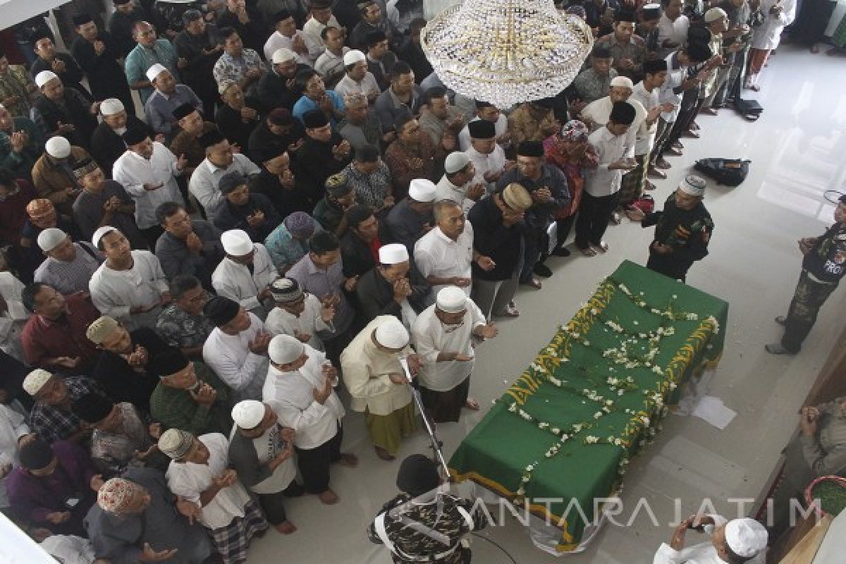 Mantan Ketum PBNU Hasyim Muzadi Wafat