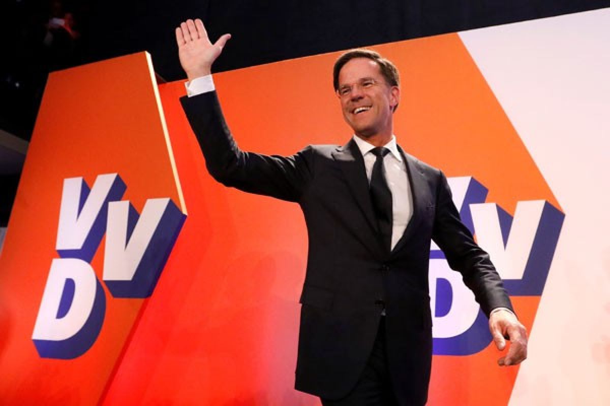 Warga Belanda berikan suara dalam pemilihan yang didominasi COVID-19