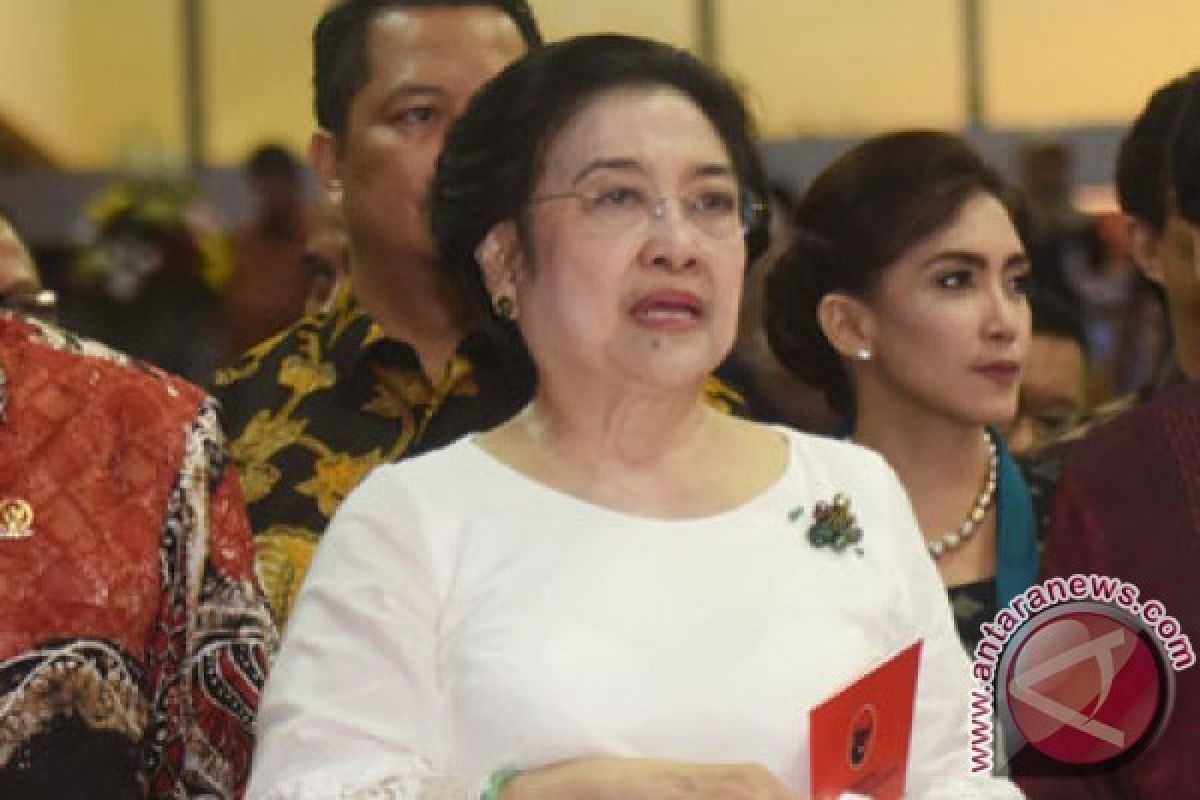 Megawati: Hasyim Muzadi Pembawa Kedamaian