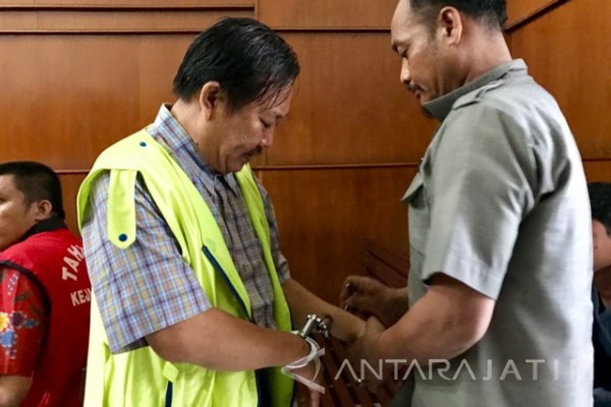 Hakim Vonis Pengedar Narkoba 12 Tahun Penjara