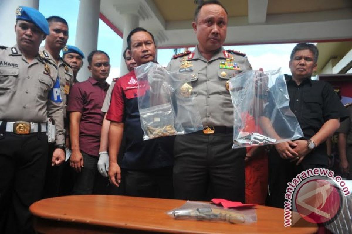 Polda tangkap pemasok senjata teroris bom Surakarta