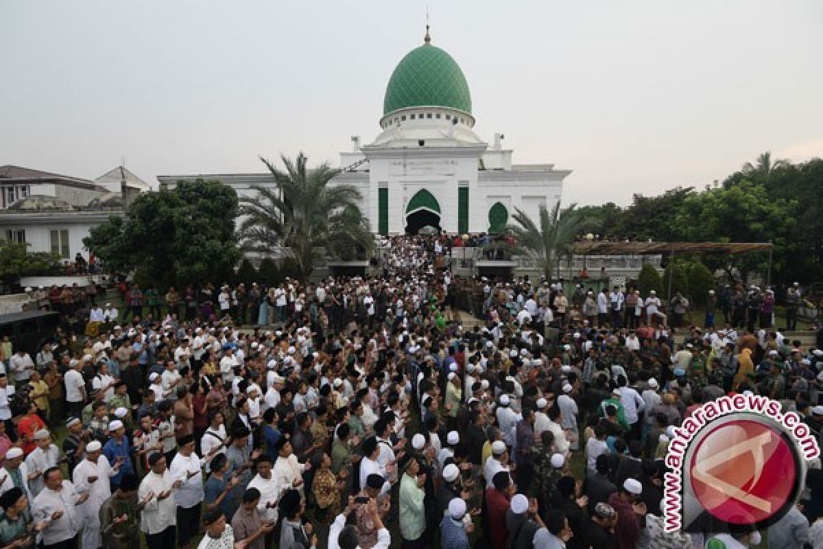 Almarhum Hasyim Pesan Kawal Islam di Maluku