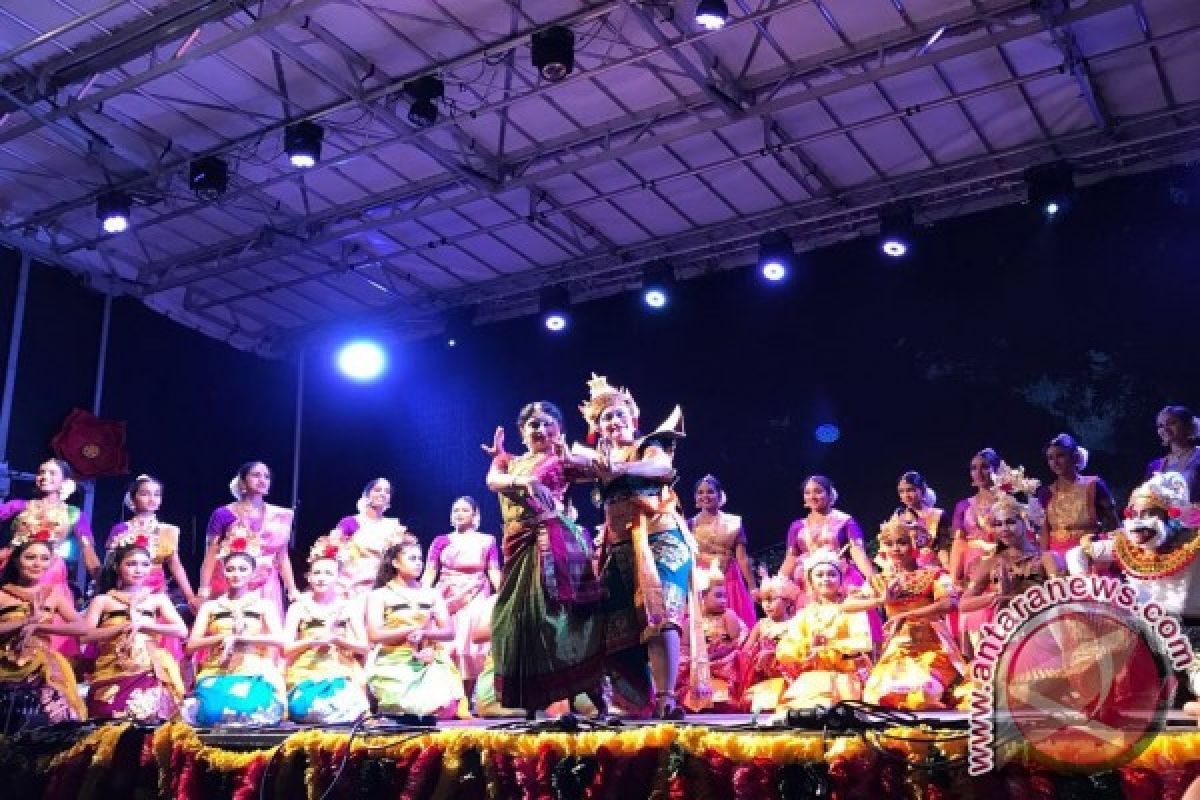Indonesian, Indian artistes perform Ramayana ballet
