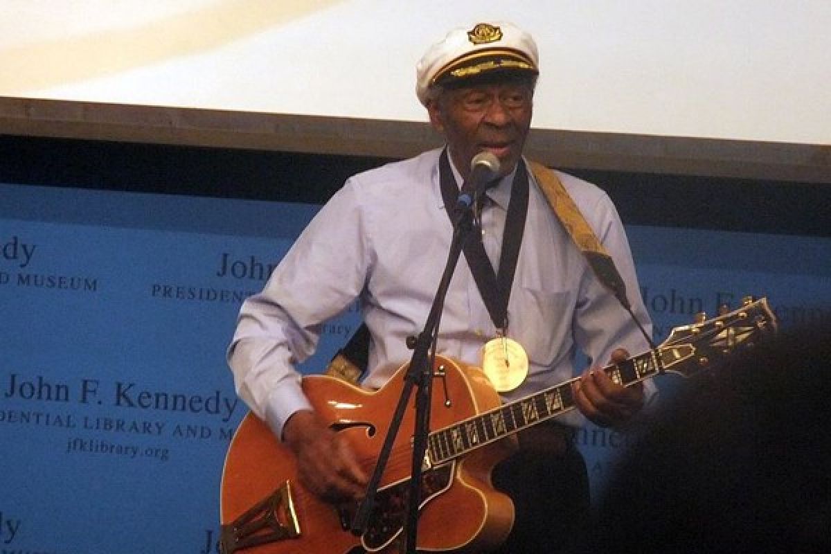 Pelopor rock 'n' roll Chuck Berry tutup usia