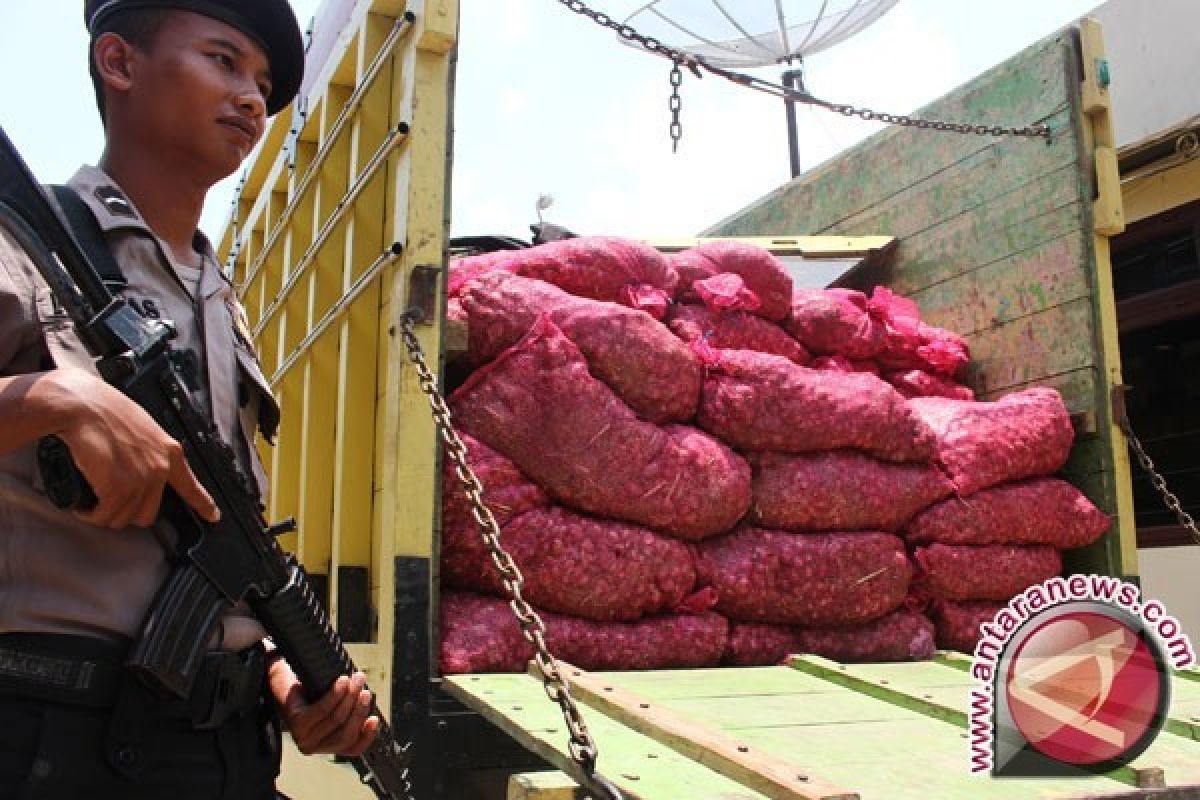 Polisi Gagalkan Penyelundupan Bawang di Bengkalis