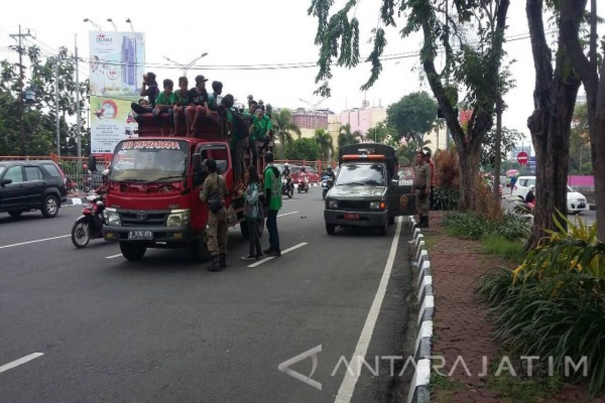 Pemkot Surabaya Bantu Fasilitasi Transportasi Suporter Persebaya