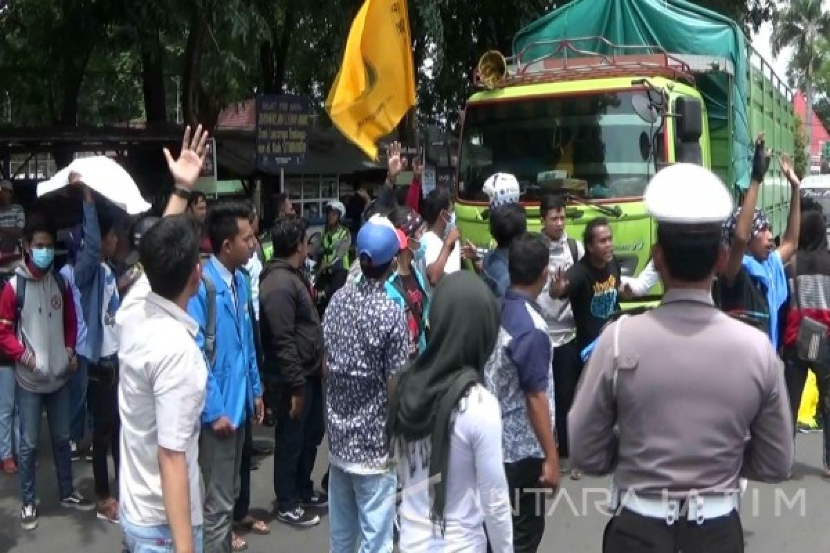 PMII Desak DPRD Situbondo Serius Kawal Dugaan Kebocoran Dana SPM